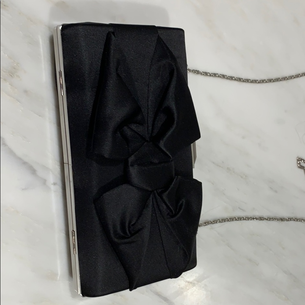 Jessica McClintock  Satin clutch